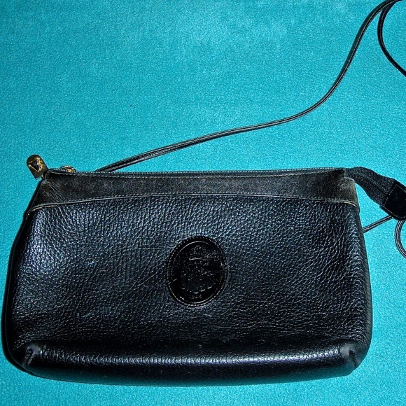CROSS WOMEN'S BLACK LEATHER LINED SHOULDER BAG MADE IN ITALY - Picture 1 of 5